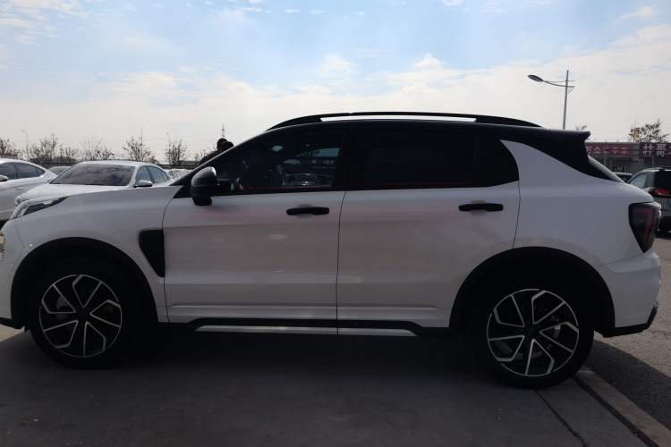 Used Lynk & Co 01 EM-P 2023 1.5TD EM-P PM Exterior 5