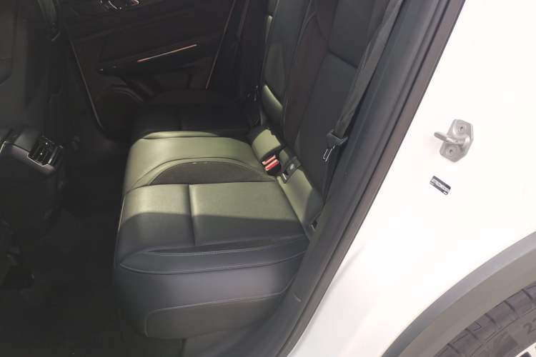 Used Lynk & Co 01 EM-P 2023 1.5TD EM-P PM Interior 1