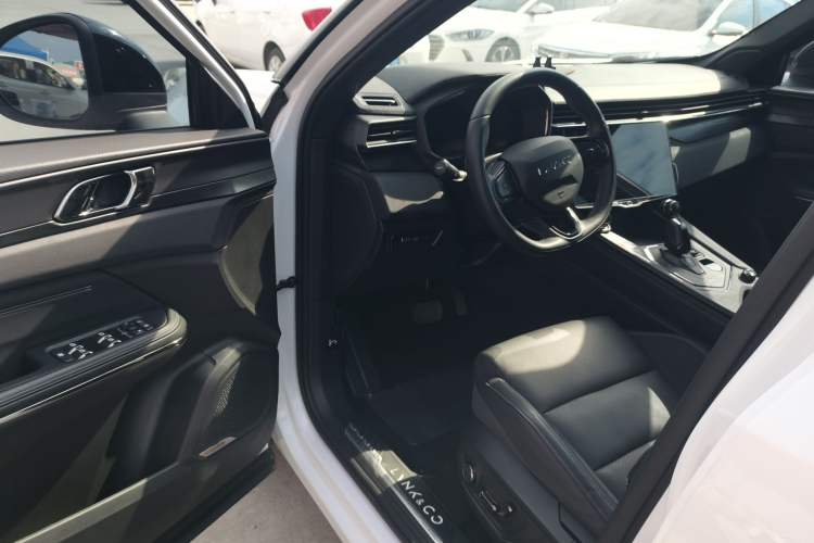 Used Lynk & Co 01 EM-P 2023 1.5TD EM-P PM Interior 2
