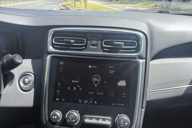 Used Lynk & Co 01 EM-P 2018 1.5T PHEV JingPro National Emission Standard V Audio And AC Panel