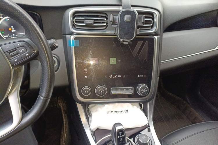 Used Lynk & Co 01 EM-P 2018 1.5T PHEV Jing Guo V Audio And AC Panel