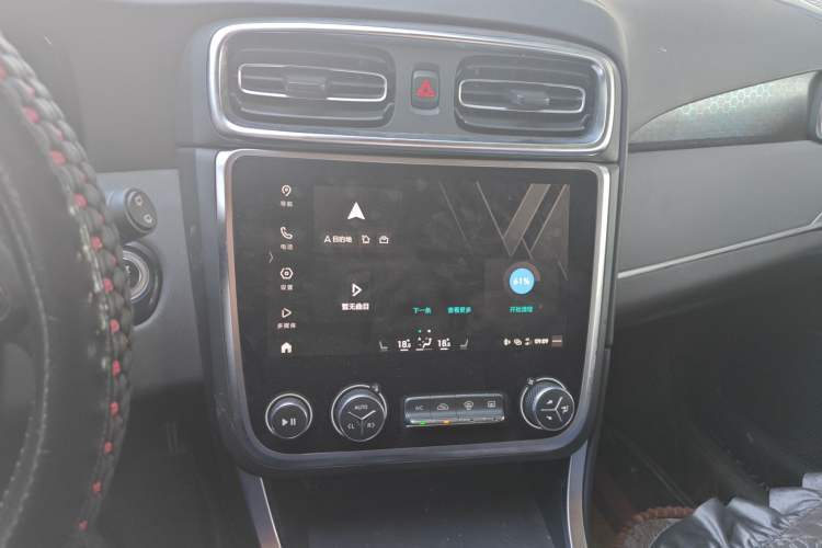 Used Lynk & Co 01 EM-P 2018 1.5T PHEV Jing Guo V Audio And AC Panel