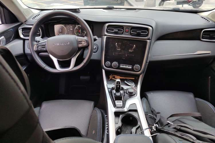 Used Lynk & Co 01 EM-P 2018 1.5T PHEV Jing Guo V Center Console