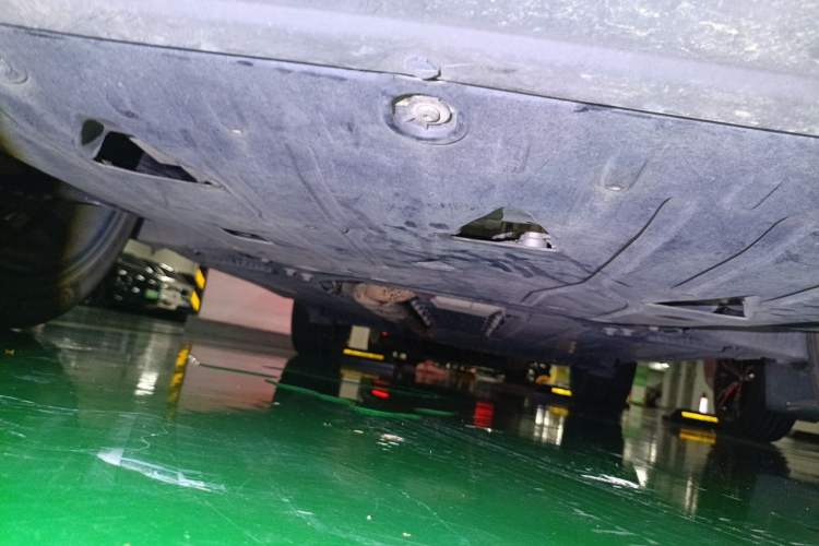 Used Lynk & Co 01 EM-P 2018 1.5T PHEV JingPro National Emission Standard V Chassis Front