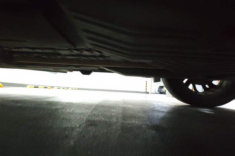Used Lynk & Co 01 EM-P 2018 1.5T PHEV JingPro National Emission Standard V Chassis Rear Left