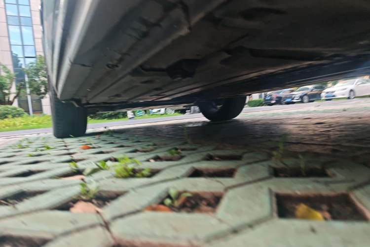 Used Lynk & Co 01 EM-P 2018 1.5T PHEV JingPro National Emission Standard V Chassis Rear Left