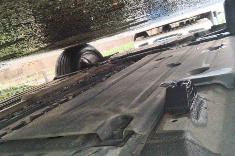 Used Lynk & Co 01 EM-P 2018 1.5T PHEV JingPro National Emission Standard V Chassis Rear Left