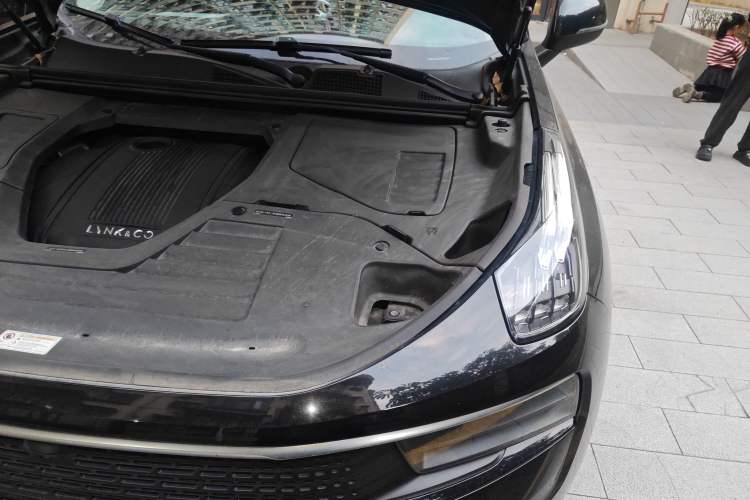 Used Lynk & Co 01 EM-P 2018 1.5T PHEV JingPro National Emission Standard V Engine Bay Left