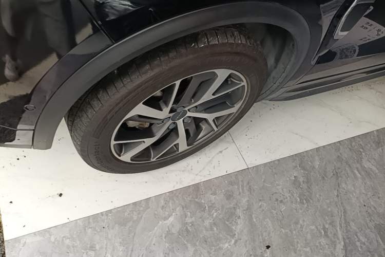 Used Lynk & Co 01 EM-P 2018 1.5T PHEV JingPro National Emission Standard V Exterior 4