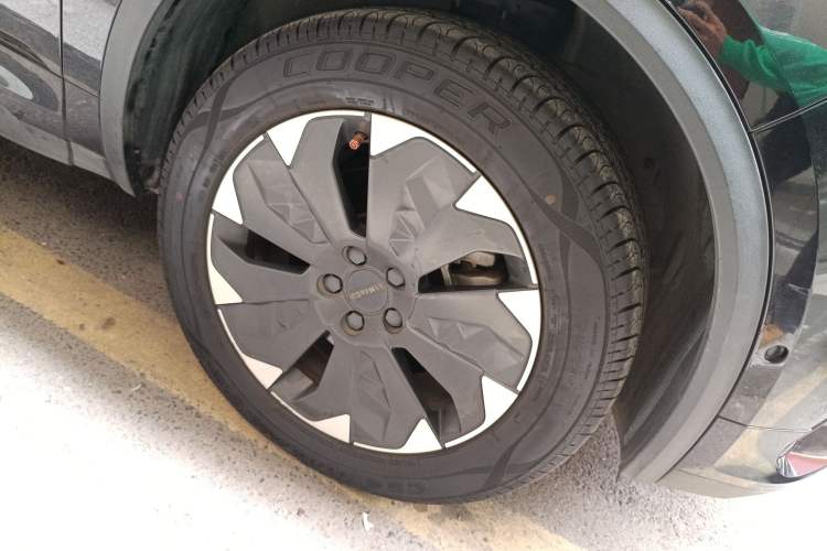 Used Lynk & Co 01 EM-P 2018 1.5T PHEV Jing Guo V Exterior 7