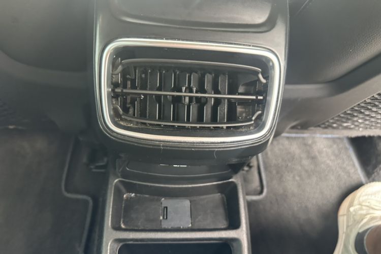 Used Lynk & Co 01 EM-P 2018 1.5T PHEV Jing Guo V Interior 3