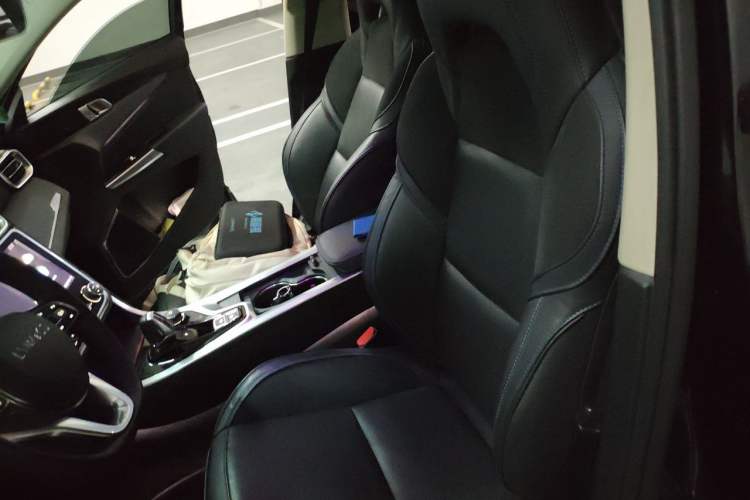Used Lynk & Co 01 EM-P 2018 1.5T PHEV JingPro National Emission Standard V Left Front Seat