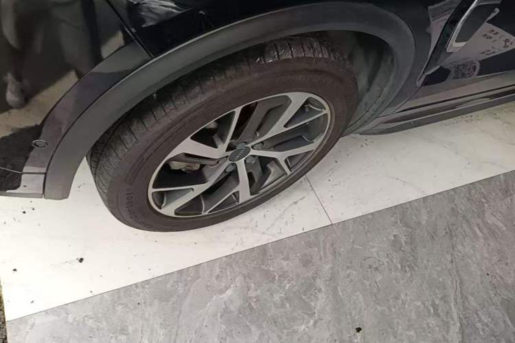 Used Lynk & Co 01 EM-P 2018 1.5T PHEV JingPro National Emission Standard V Left Front Wheel Hub