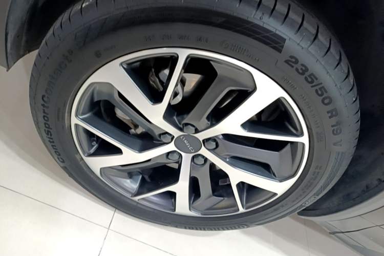 Used Lynk & Co 01 EM-P 2018 1.5T PHEV JingPro National Emission Standard V Left Front Wheel Hub