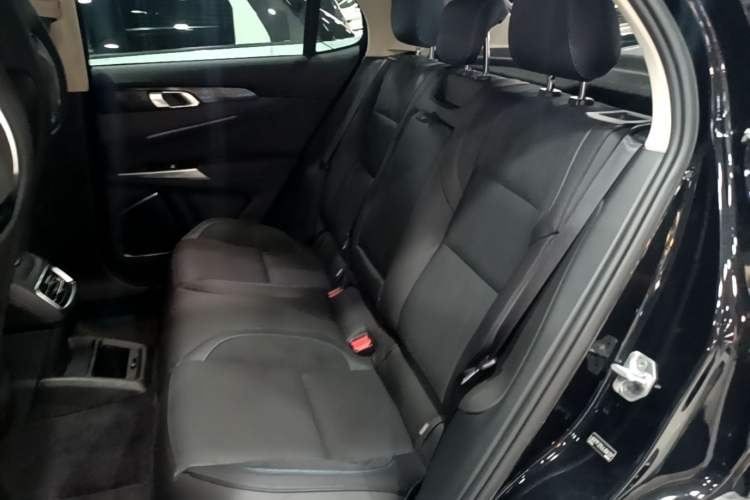 Used Lynk & Co 01 EM-P 2018 1.5T PHEV JingPro National Emission Standard V Left Rear Seat
