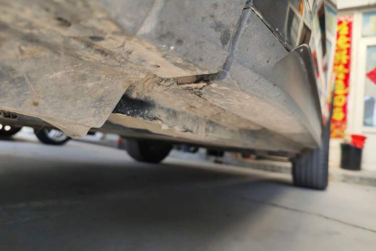 Used Lynk & Co 01 EM-P 2018 1.5T PHEV JingPro National Emission Standard V Left Side Sill