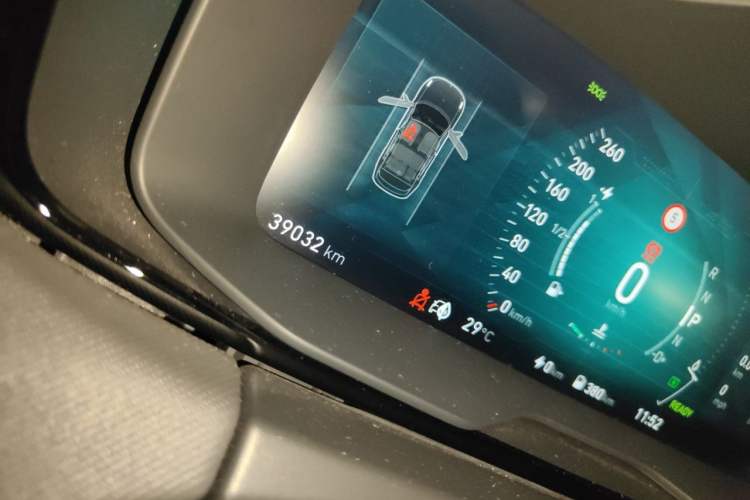 Used Lynk & Co 01 EM-P 2018 1.5T PHEV JingPro National Emission Standard V Odometer Close Up