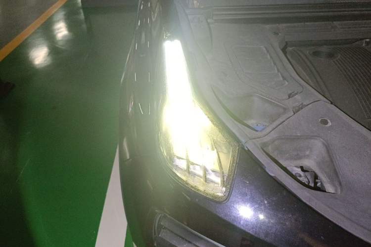 Used Lynk & Co 01 EM-P 2018 1.5T PHEV JingPro National Emission Standard V Right Front Headlight
