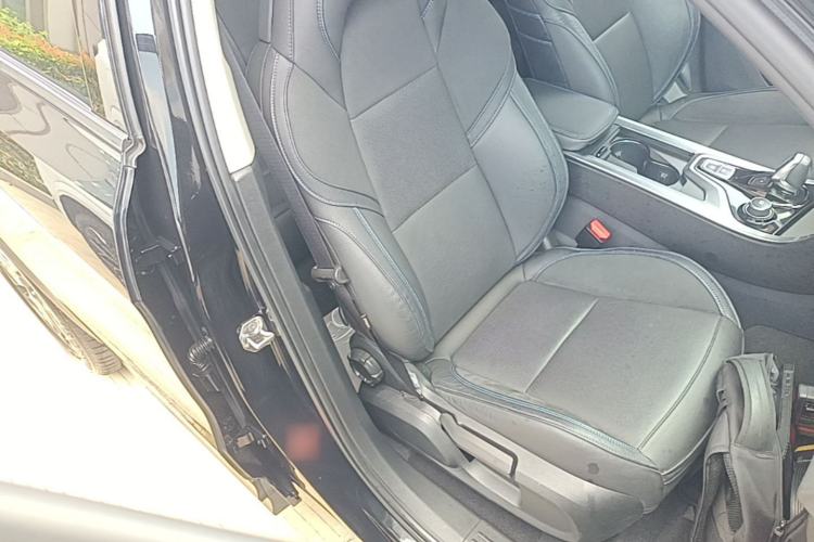 Used Lynk & Co 01 EM-P 2018 1.5T PHEV Jing Guo V Right Front Seat