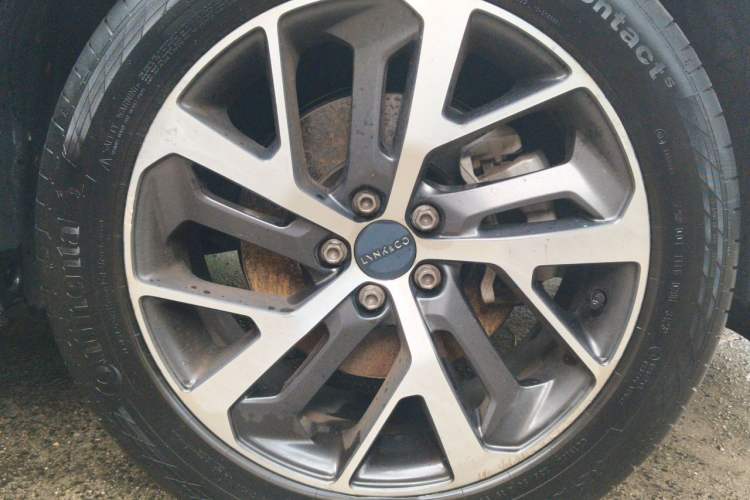 Used Lynk & Co 01 EM-P 2018 1.5T PHEV JingPro National Emission Standard V Right Front Wheel Hub