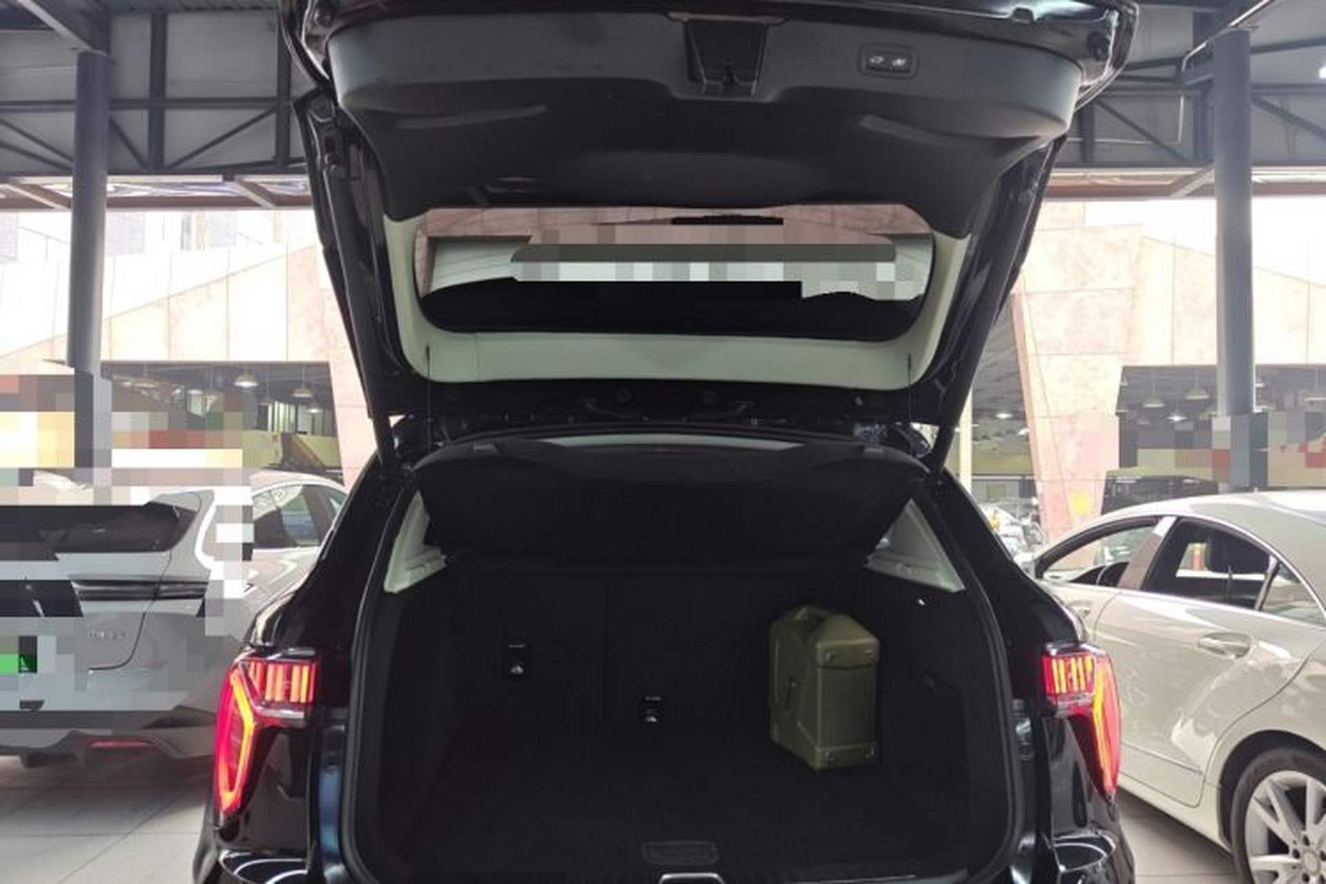 Used Lynk & Co 01 EM-P 2018 1.5T PHEV JingPro National Emission Standard V Trunk
