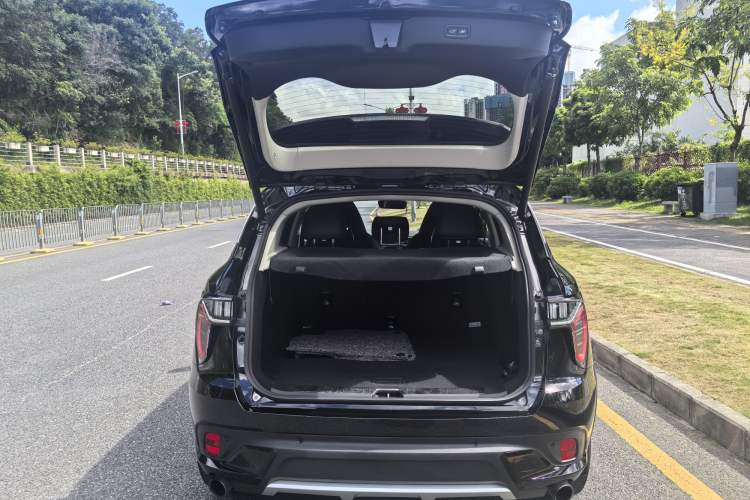 Used Lynk & Co 01 EM-P 2018 1.5T PHEV JingPro National Emission Standard V Trunk