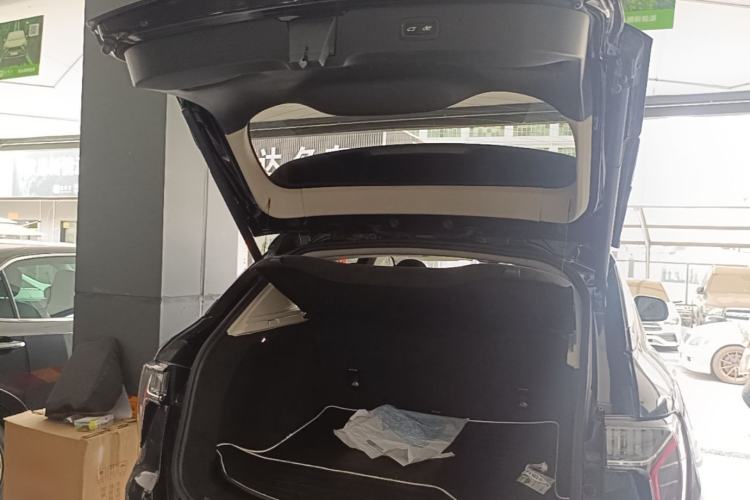 Used Lynk & Co 01 EM-P 2018 1.5T PHEV JingPro National Emission Standard V Trunk