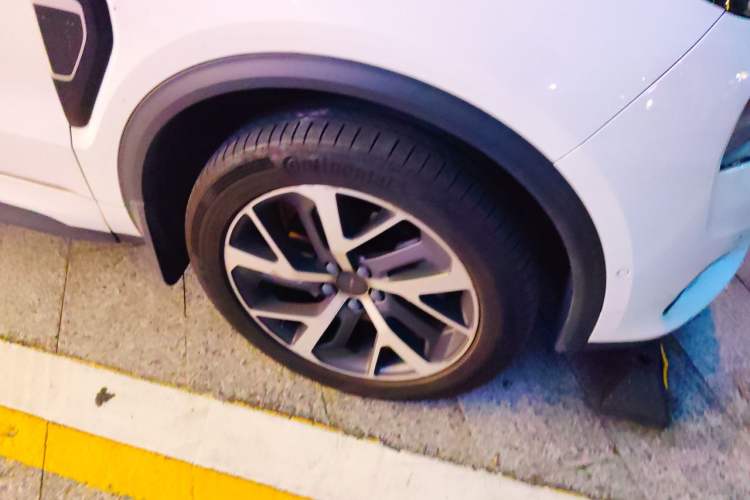 Used Lynk & Co 01 EM-P 2018 1.5T PHEV JingPro National Emission Standard V Right Front Wheel Hub