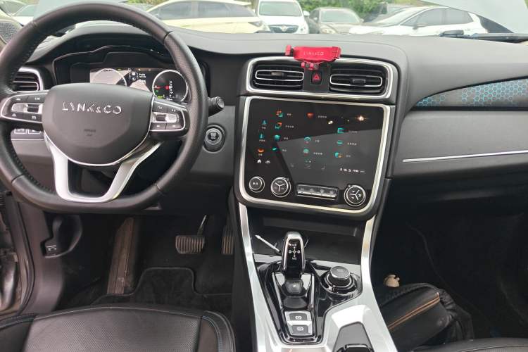 Used Lynk & Co 01 EM-P 2018 1.5T PHEV JingPro National Emission Standard V Audio And AC Panel
