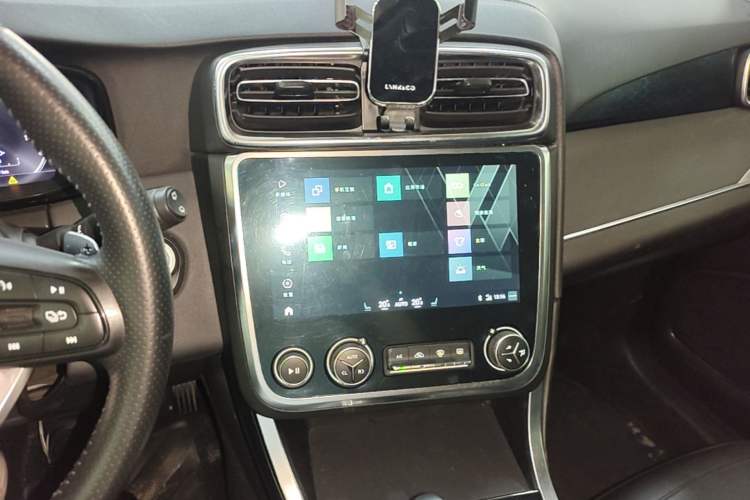 Used Lynk & Co 01 EM-P 2018 1.5T PHEV Jing Guo V Audio And AC Panel
