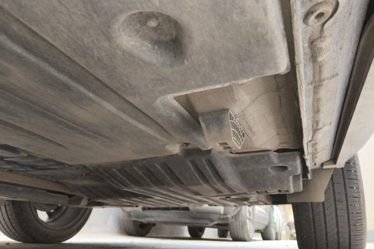 Used Lynk & Co 01 EM-P 2018 1.5T PHEV JingPro National Emission Standard V Chassis Rear Left