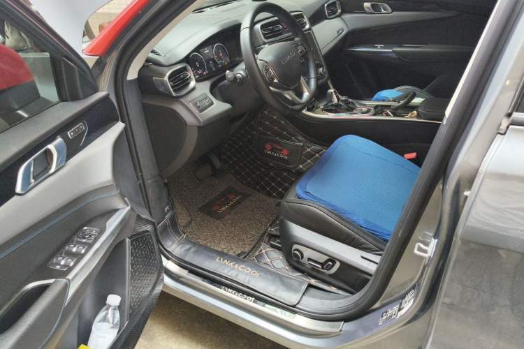 Used Lynk & Co 01 EM-P 2018 1.5T PHEV JingPro National Emission Standard V Driver Seat