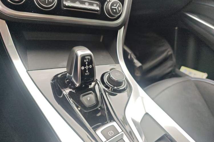 Used Lynk & Co 01 EM-P 2018 1.5T PHEV Jing Guo V Gear Lever