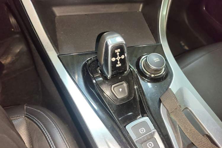 Used Lynk & Co 01 EM-P 2018 1.5T PHEV Jing Guo V Gear Lever