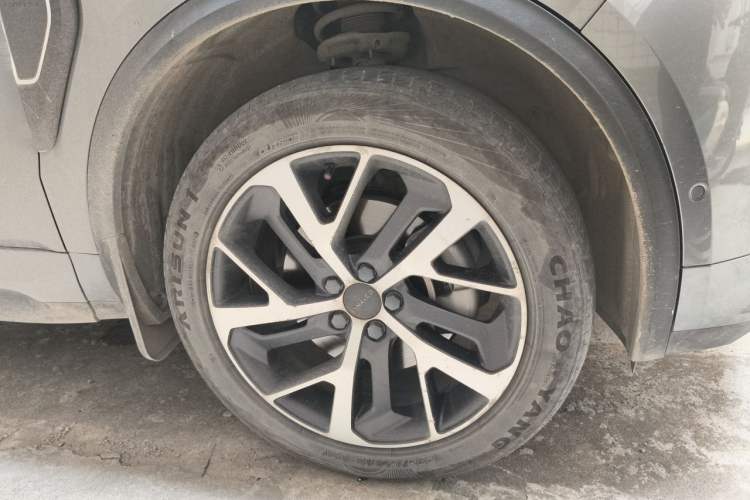 Used Lynk & Co 01 EM-P 2018 1.5T PHEV JingPro National Emission Standard V Right Front Wheel Hub