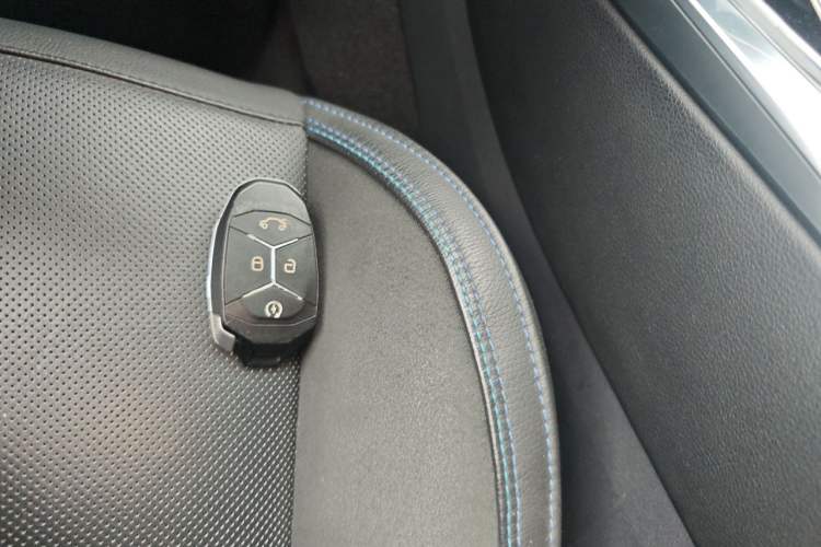 Used Lynk & Co 01 EM-P 2018 1.5T PHEV Jing Guo V Vehicle Key