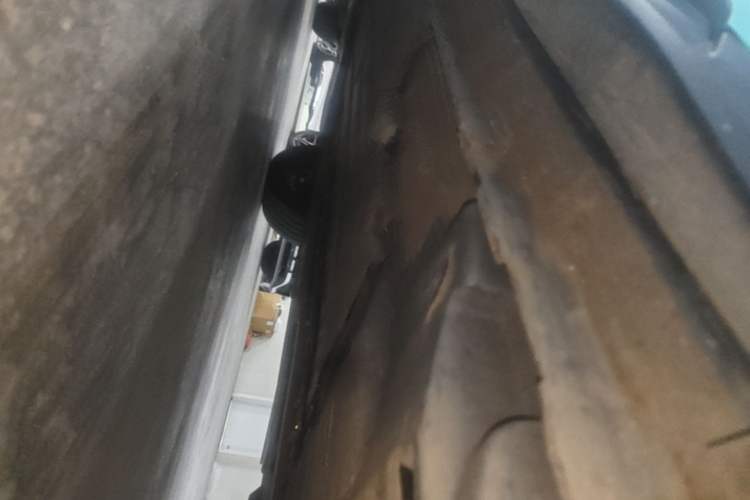 Used Lynk & Co 01 EM-P 2018 1.5T PHEV JingPro National Emission Standard V Left Side Sill