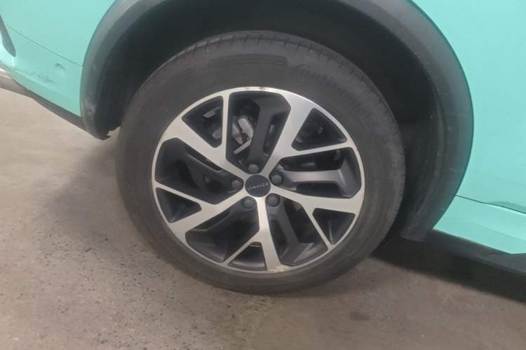 Used Lynk & Co 01 EM-P 2018 1.5T PHEV JingPro National Emission Standard V Right Rear Wheel Hub