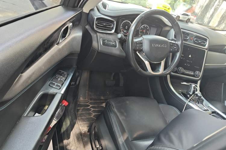 Used Lynk & Co 01 EM-P 2018 1.5T PHEV Jing Guo V Driver Seat