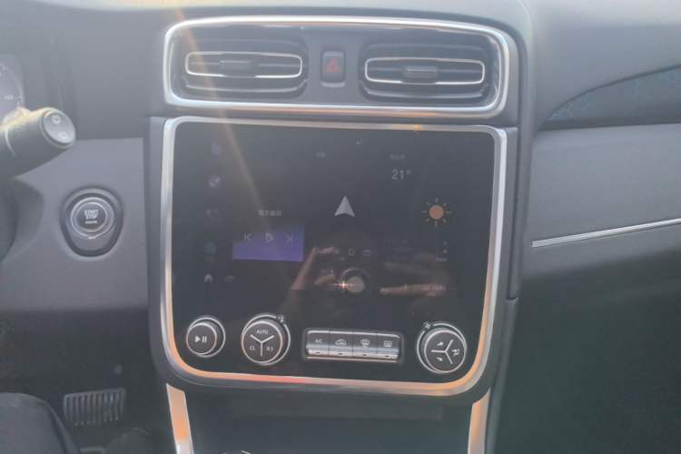 Used Lynk & Co 01 EM-P 2018 1.5T PHEV JingPro National Emission Standard V Audio And AC Panel