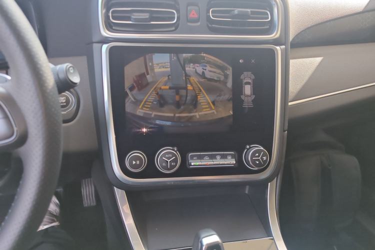 Used Lynk & Co 01 EM-P 2018 1.5T PHEV Jing Guo V Audio And AC Panel