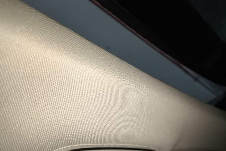 Used Lynk & Co 01 EM-P 2018 1.5T PHEV JingPro National Emission Standard V Headliner