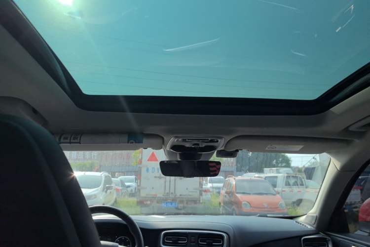 Used Lynk & Co 01 EM-P 2018 1.5T PHEV JingPro National Emission Standard V Headliner