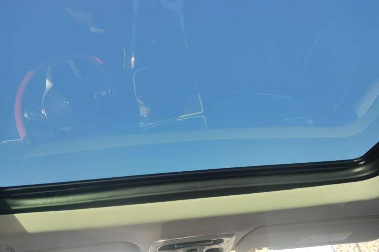 Used Lynk & Co 01 EM-P 2018 1.5T PHEV JingPro National Emission Standard V Headliner