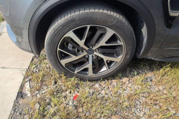 Used Lynk & Co 01 EM-P 2018 1.5T PHEV JingPro National Emission Standard V Left Front Wheel Hub