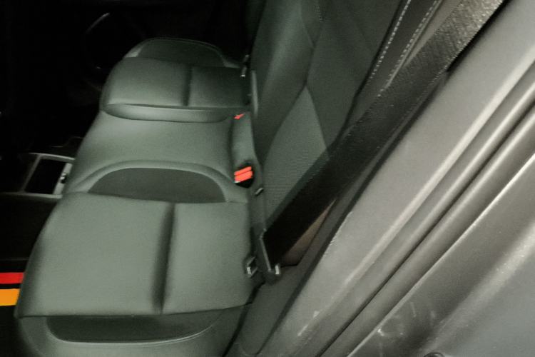 Used Lynk & Co 01 EM-P 2018 1.5T PHEV JingPro National Emission Standard V Left Rear Seat