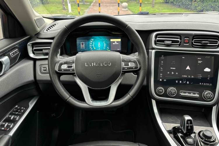 Used Lynk & Co 01 EM-P 2018 1.5T PHEV JingPro National Emission Standard V Odometer Close Up