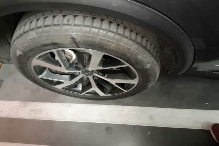 Used Lynk & Co 01 EM-P 2018 1.5T PHEV JingPro National Emission Standard V Right Rear Wheel Hub