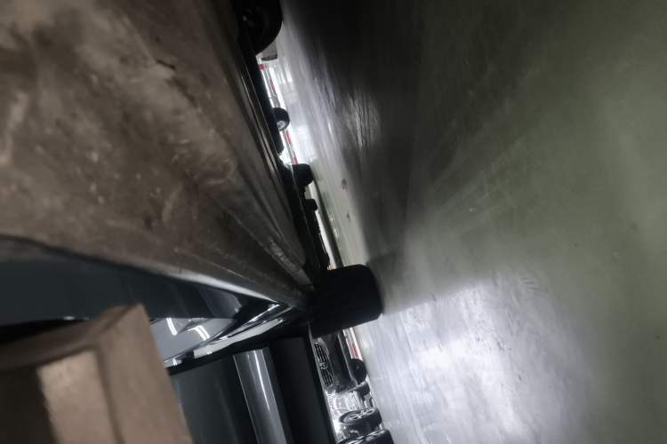 Used Lynk & Co 01 EM-P 2018 1.5T PHEV JingPro National Emission Standard V Right Side Sill