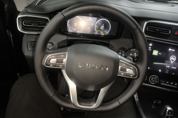 Used Lynk & Co 01 EM-P 2018 1.5T PHEV JingPro National Emission Standard V Steering Wheel